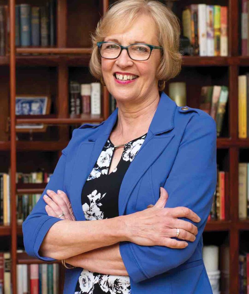 Lynn Austin Chasing Shadows Kathy Harris Books